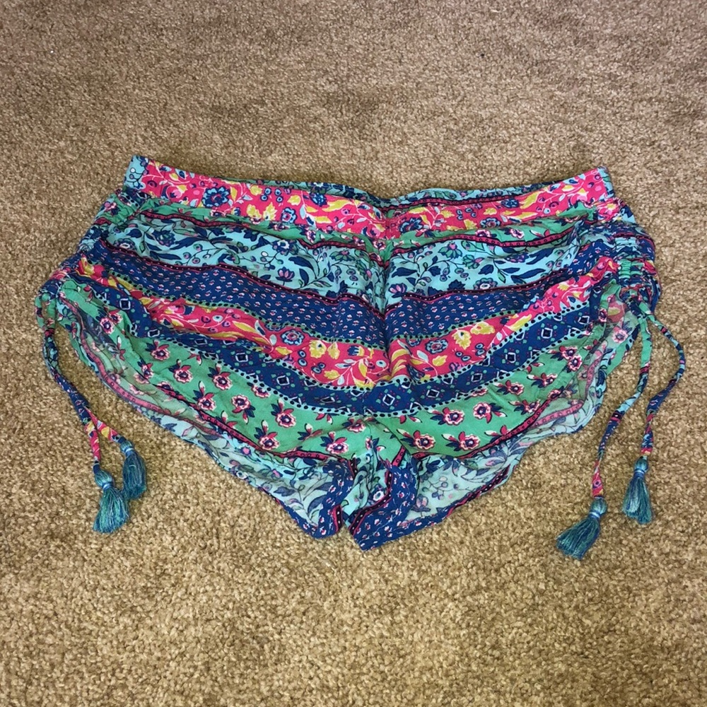 Patterned shorts